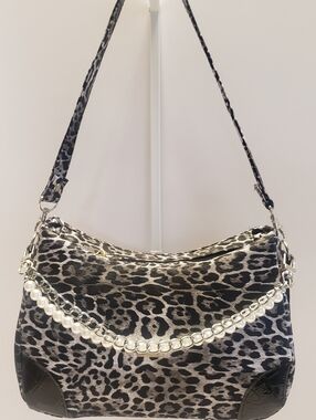 Handmade Textured Leopard Print Mini Shoulder Bag with Pearl Chain Accent